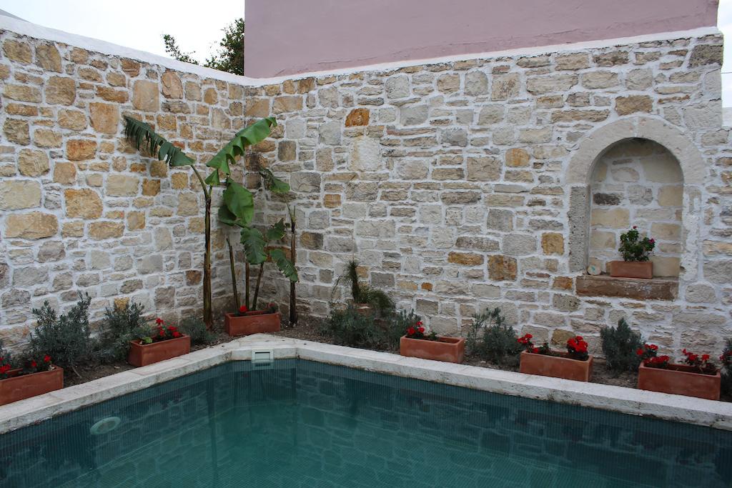 Eski Tas Hotel Çeşme Εξωτερικό φωτογραφία