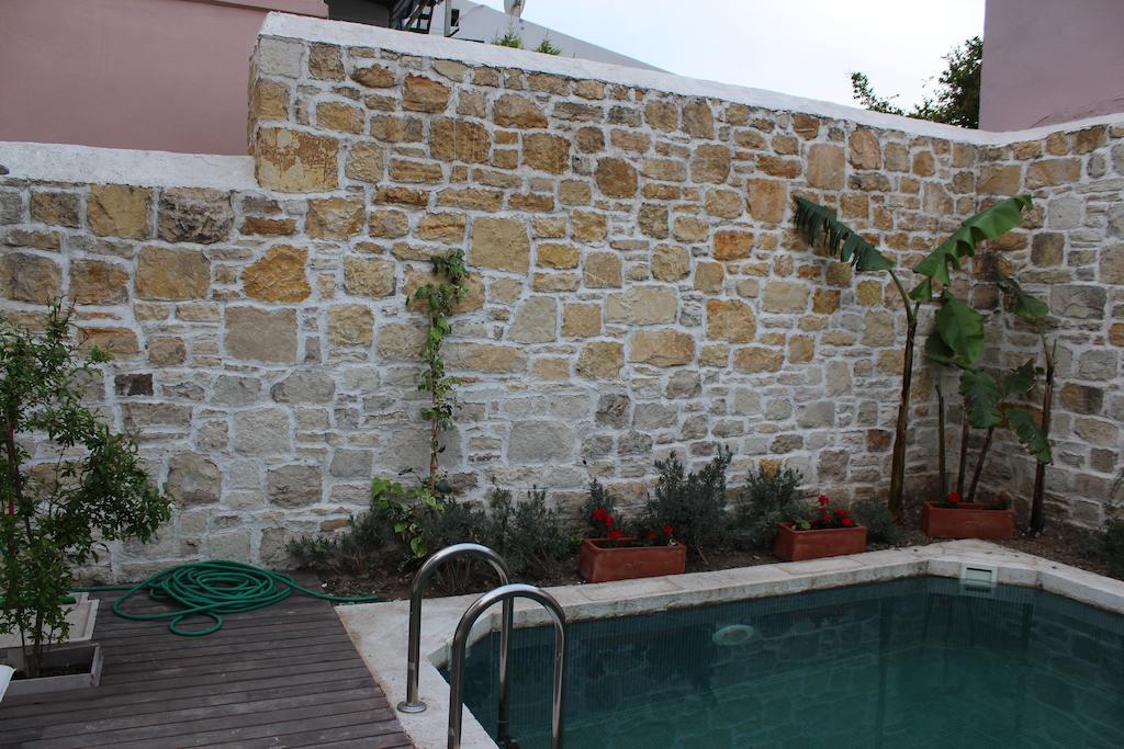 Eski Tas Hotel Çeşme Εξωτερικό φωτογραφία