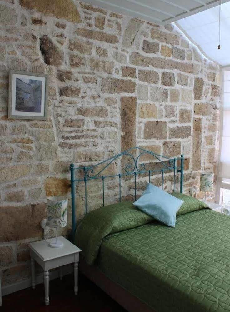 Eski Tas Hotel Çeşme Εξωτερικό φωτογραφία